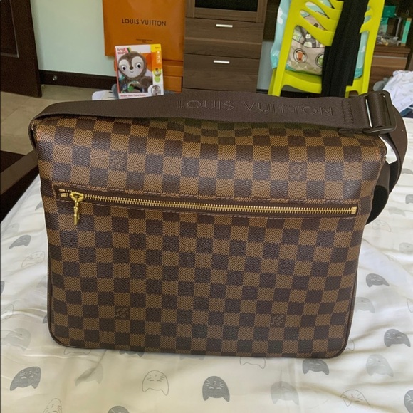 Louis Vuitton Men Messenger bag - Picture 2 of 9